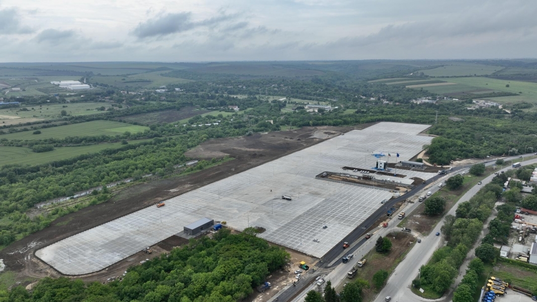 Без разходи за местния бюджет: Русе ще придобие буферния паркинг