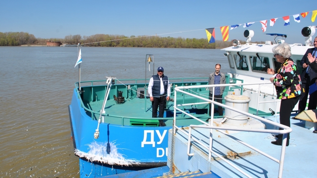 Кметът Пламен Стоилов присъства на кръщаване на кораб на ИАППД