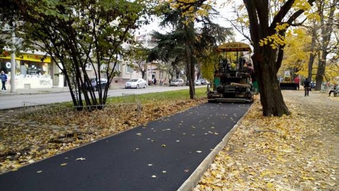 Вече е асфалтирана велоалеята по бул. „Цар Фердинанд“