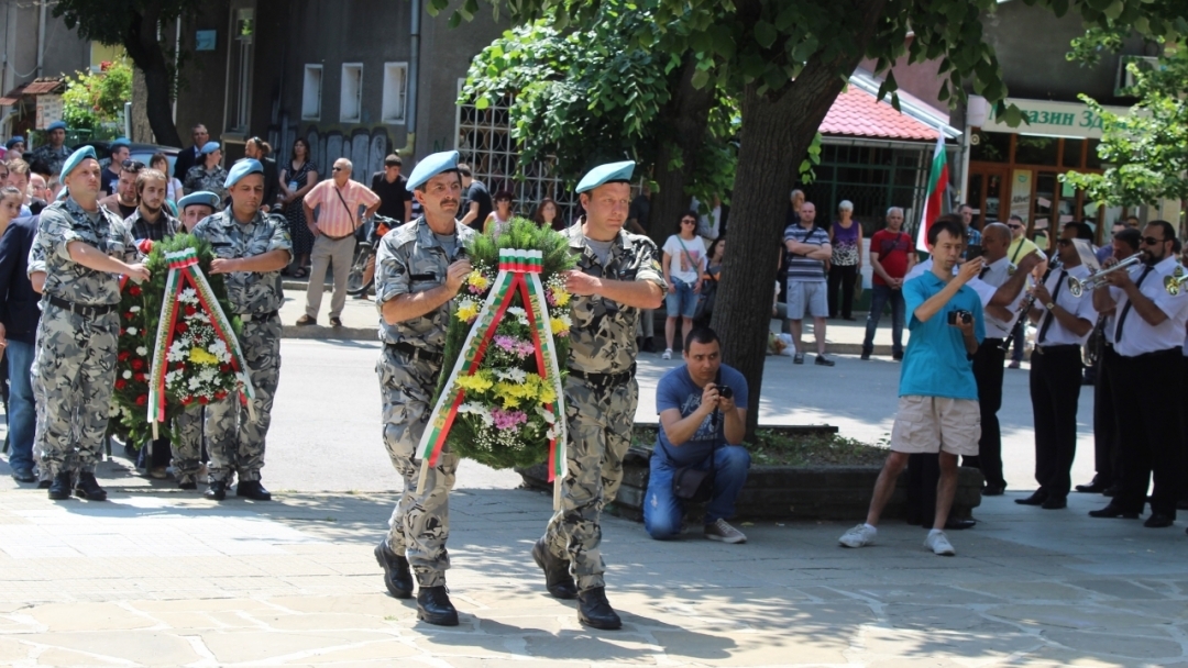 Проведе се церемония по повод 2-ри юни - Ден на Ботев и загиналите за свободата на България