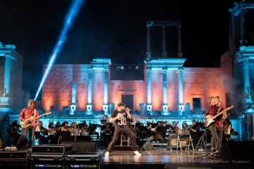 Музикалният проект „По-полека symphony“ със Стефан Вълдобрев и „Обичайните заподозрени“ гостува в Русе