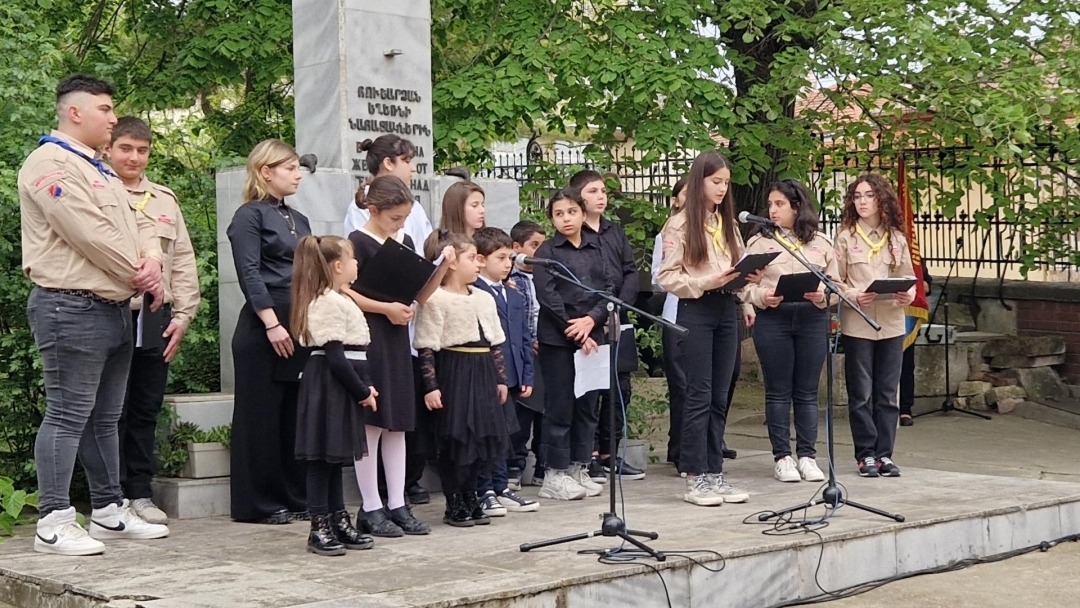 Citizens of Ruse honored the memory of those who died in the Armenian Genocide