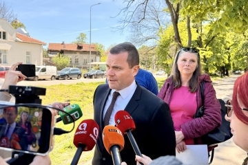 Кметът Пенчо Милков даде начало на строителните дейности по бул. „Съединение“ и ул. „Коледница“