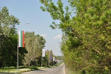 Русе посреща празника си с нови знамена 