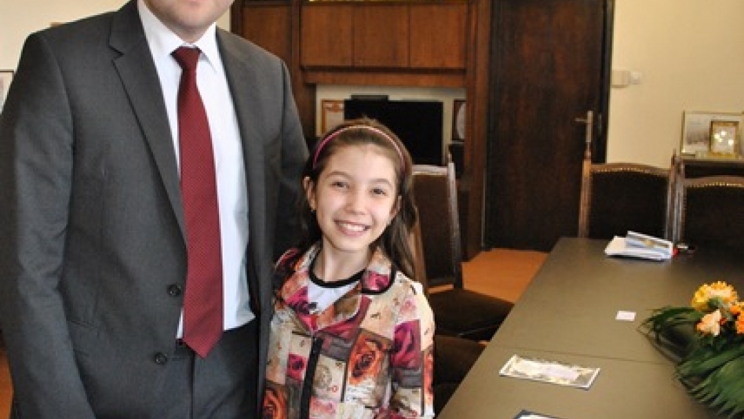 След успеха в „Карнеги хол“ Тереза Тодорова гостува на кмета Пламен Стоилов