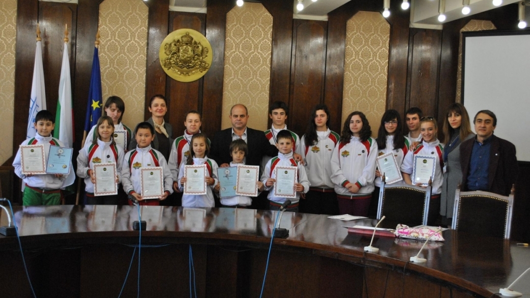 Кметът Пламен Стоилов поздрави възпитаниците на спортен клуб “Калагия“ за поредните им постижения