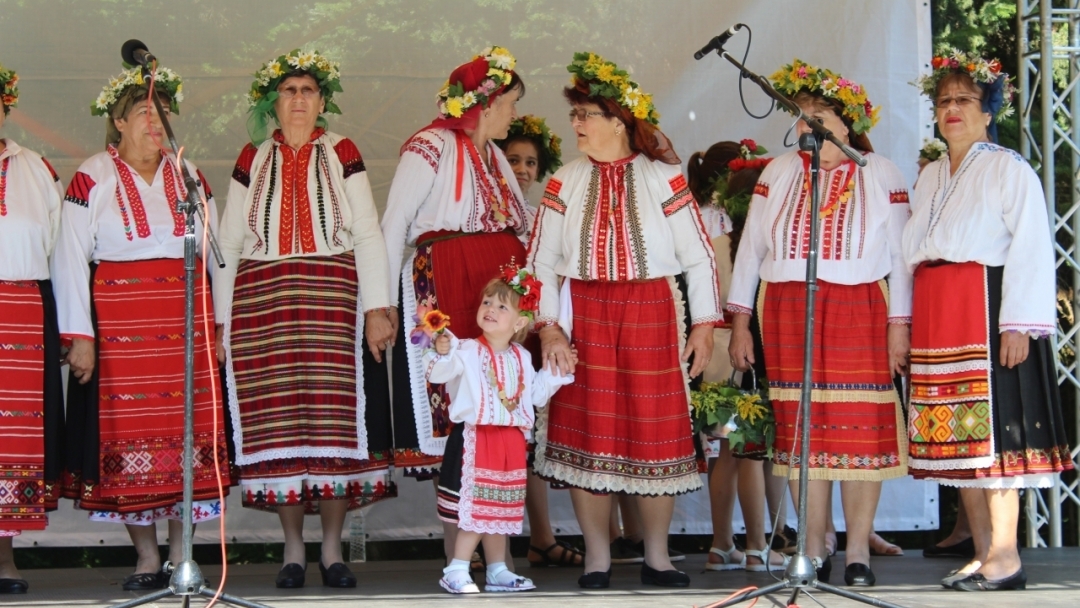 Днес се откри традиционния фестивал "Еньовден" в Лесопарк "Липник"