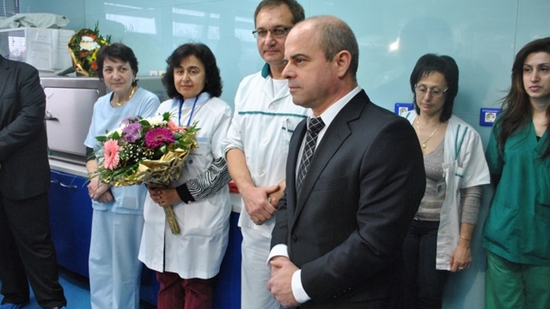 Кметът Пламен Стоилов поздрави екипа на АГ комплекса по случай Бабинден