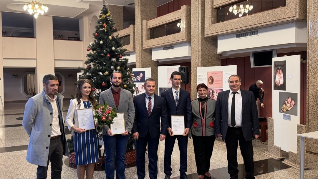 Three prominent graduates of the University of Ruse received the "Student of the Year" award for scientific and sports successes