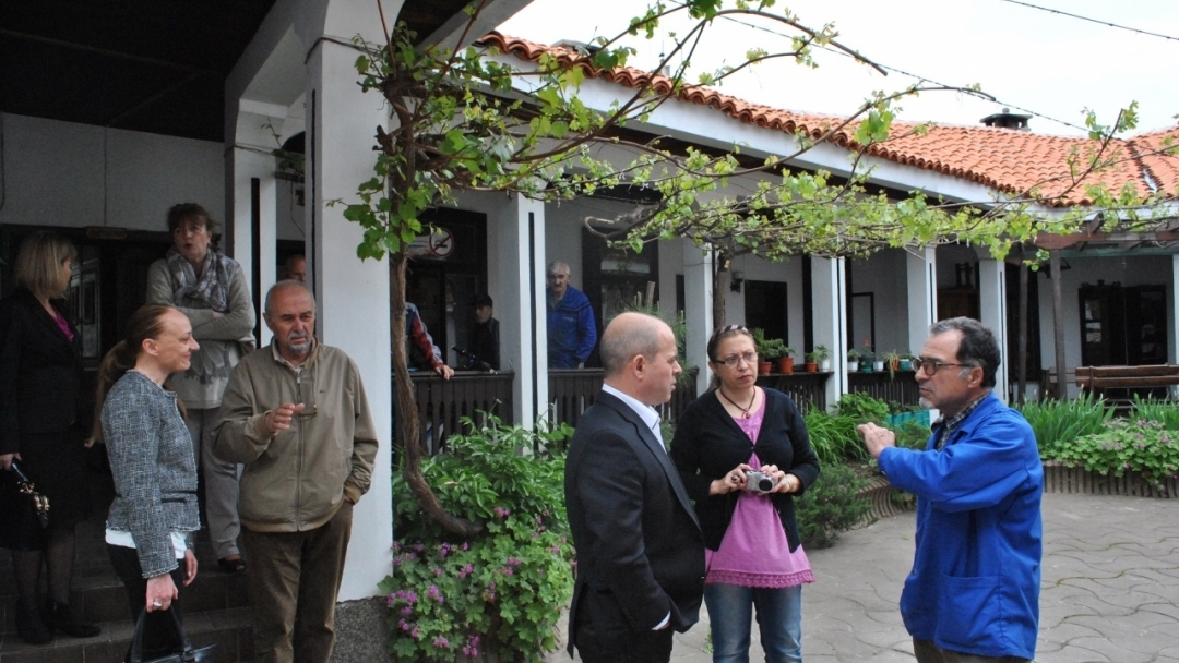 Кметът Пламен Стоилов инспектира Задругата на майсторите