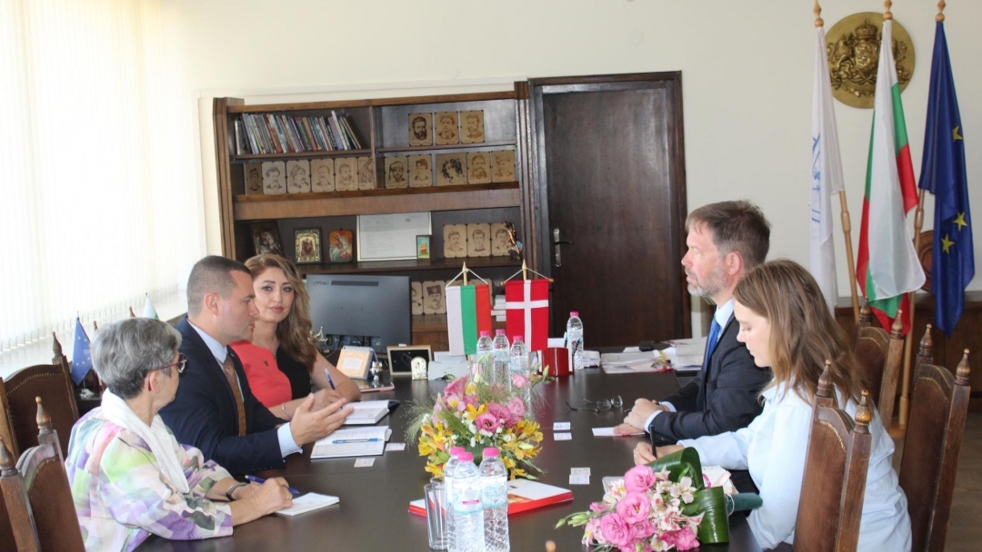 The Ambassador of Denmark  His Excellency  Nielsen visited Ruse