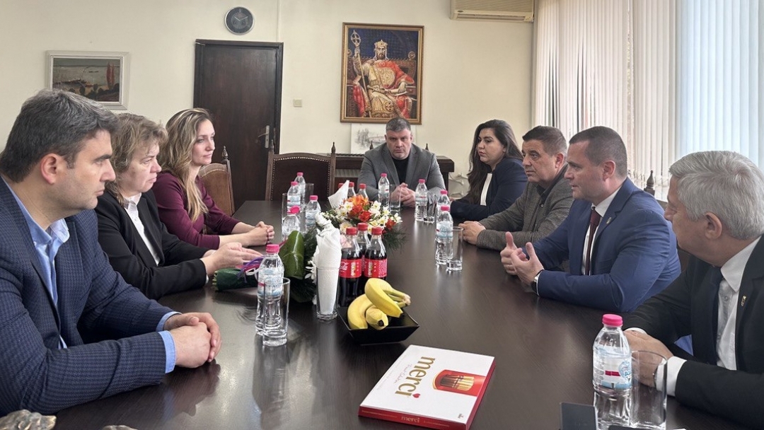 Кметът на Русе обсъди с председателя на Народното събрание ключови теми за местното самоуправление