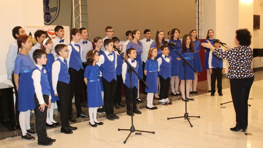 Празничен концерт на Русенска митрополия събра стотици русенци за Деня на християнското семейство