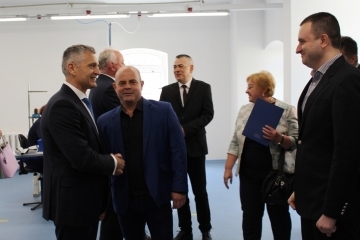 Кметът Пламен Стоилов присъства на откриването на нов център за обучение към фирма „Бадер“ 