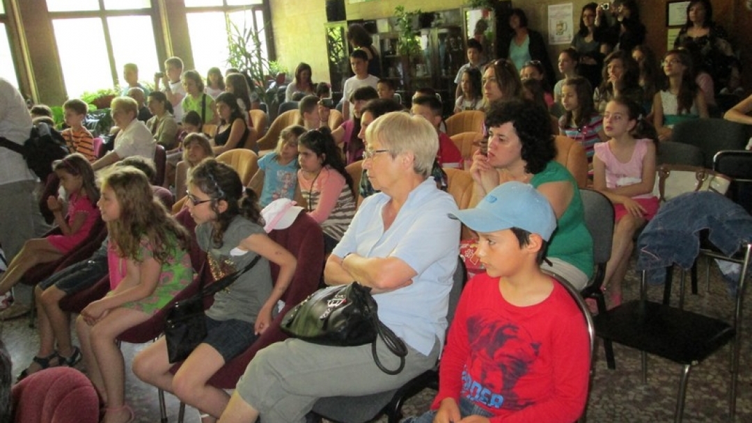 Kампания „Забавно лятно четене“ в Регионална библиотека 