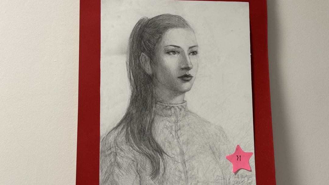 Кметът Пенчо Милков уважи Коледната изложба на школата по рисуване и дизайн към ОбДЦКИ