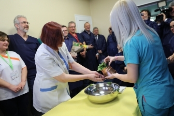 Бабинден отпразнуваха в Русенския АГ комплекс и в УМБАЛ "Медика"