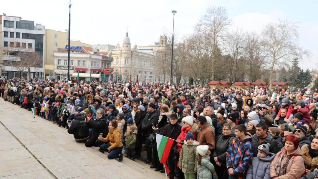 Русе отбеляза Трети март с тържествена церемония и празнична програма