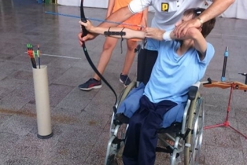 Обучение по стрелба с лък за хора с увреждания проведе СК „Джамбо – 2006“ 