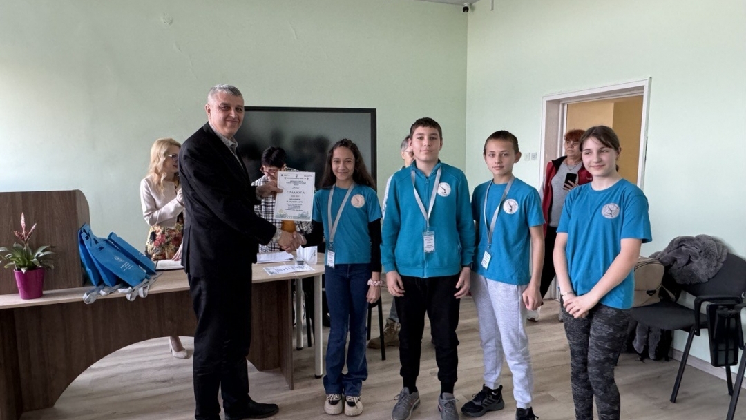 Ученици от Русе демонстрираха знания и умения в общинския кръг на състезанието по безопасност на движението