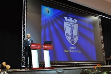 Зам.-кметът Страхил Карапчански тържествено удостоен с научна степен „Доктор“