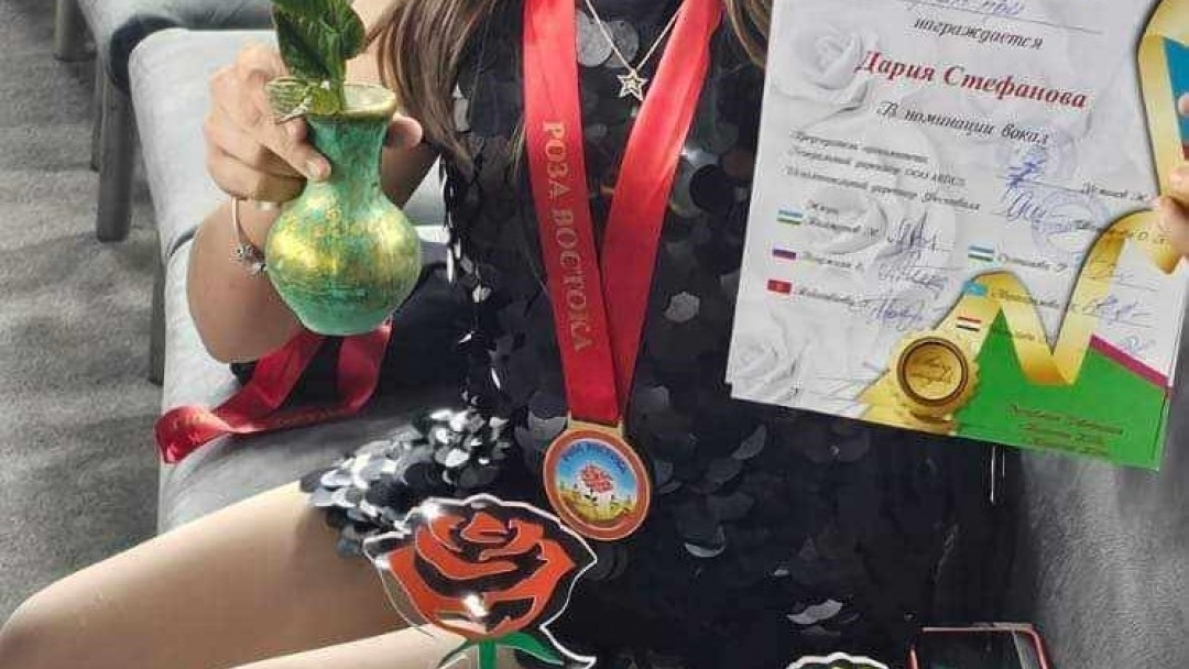 Солистка на Вокални формации „Приста войс“ с най-високо отличие на фестивал в Узбекистан