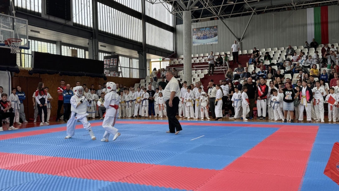 Mayor Pencho Milkov opened the Pristis National Cup in Kyokushin Karate – Kans