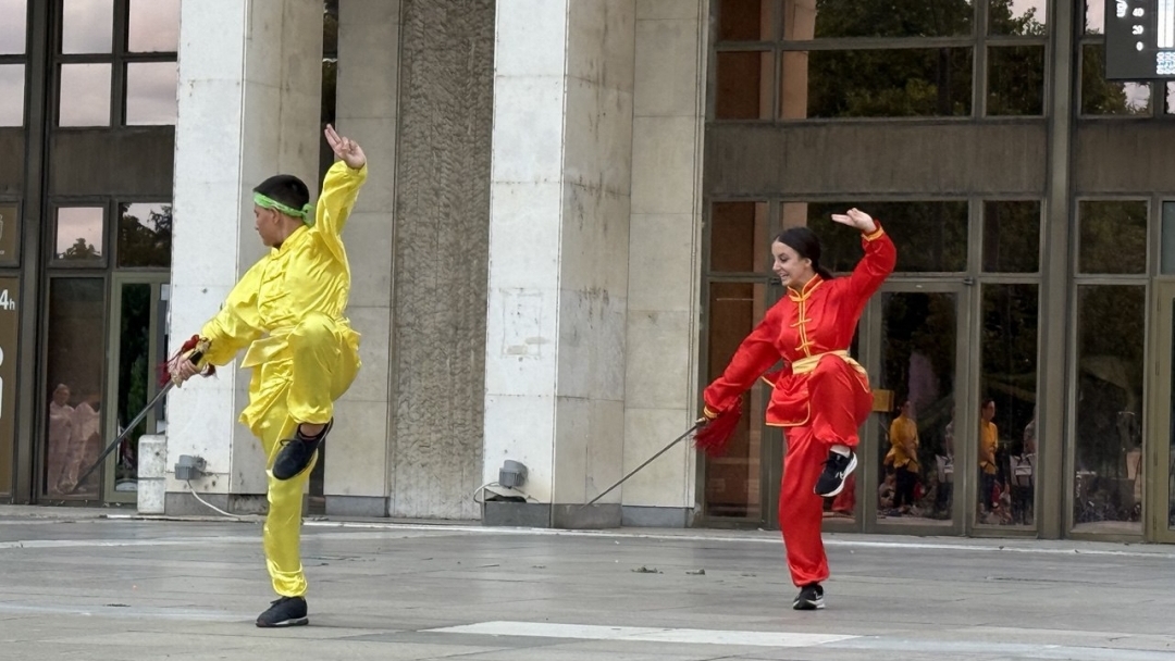 „Спортен фестивал на открито“ популяризира източните бойни изкуства в Русе  