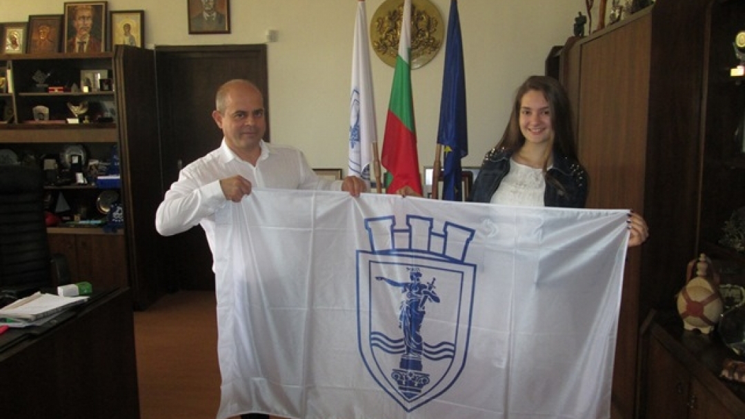 Певица от Русе представя България в  Международен конкурс в Казахстан