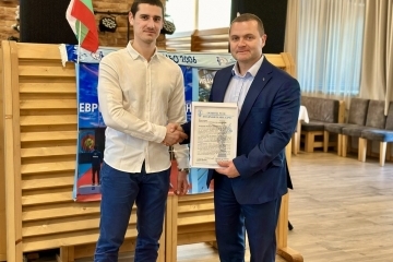 European archery champion Ivan Banchev was honored by Mayor Pencho Milkov