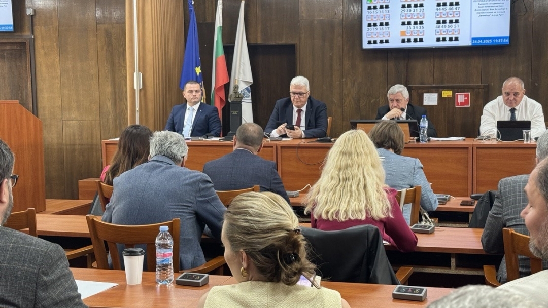 Общинският съвет прие нова наредба за обществения транспорт в Русе