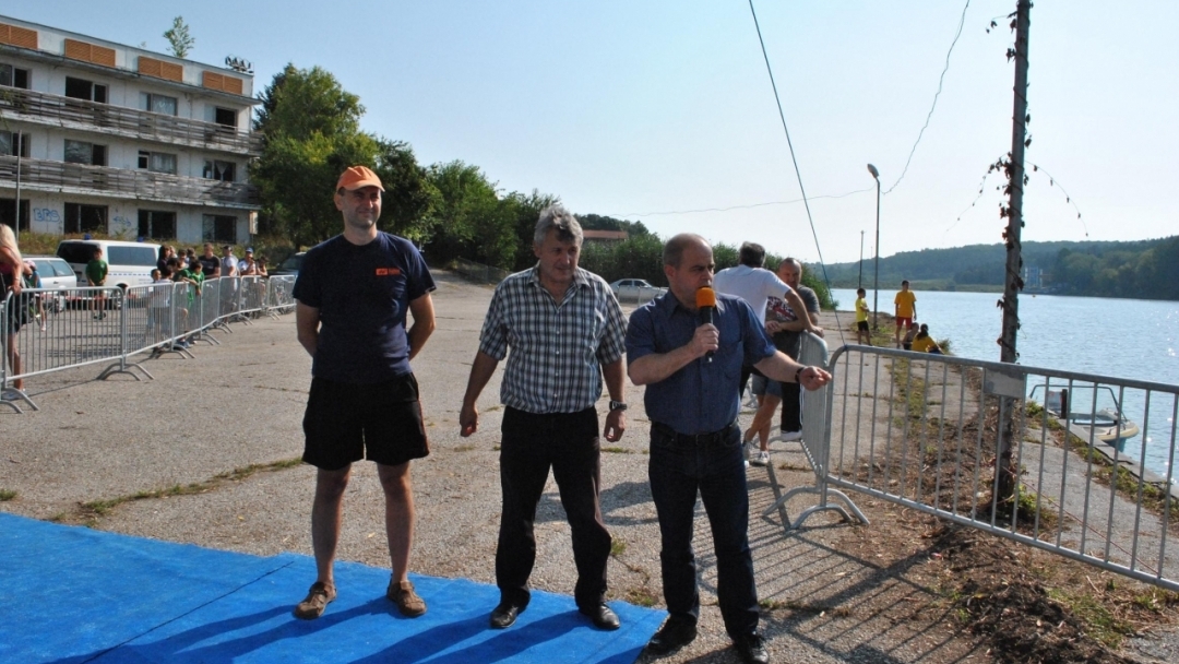 130 състезатели участваха в държавното първенство по триатлон