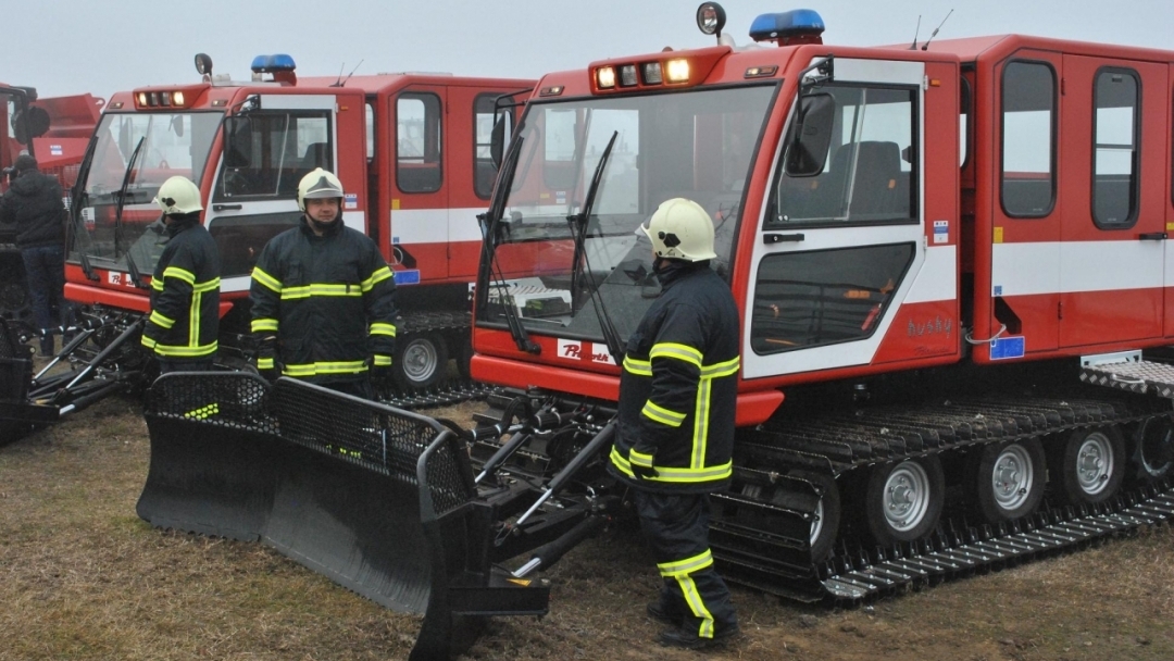 Пожарникари и спасители от Русе и Гюргево проведоха съвместно демонстрационно учение