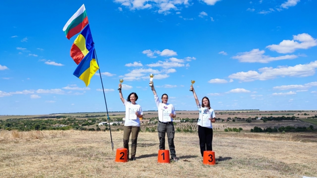 Ruse with two republican titles in aircraft modeling