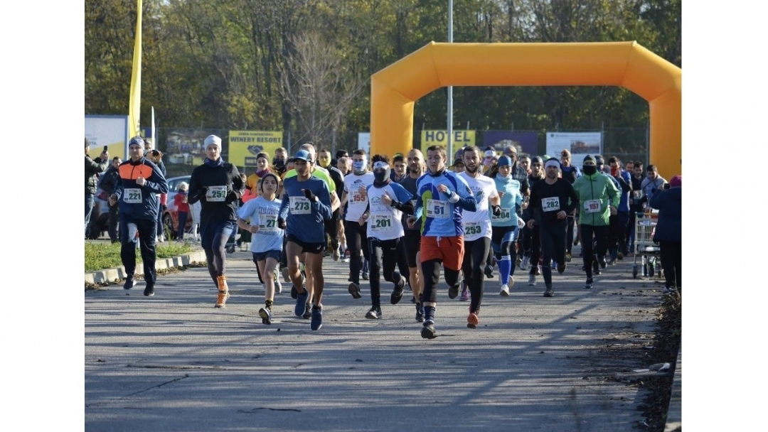 Проведе се третото издание на Дунавския маратон „Приста рън”