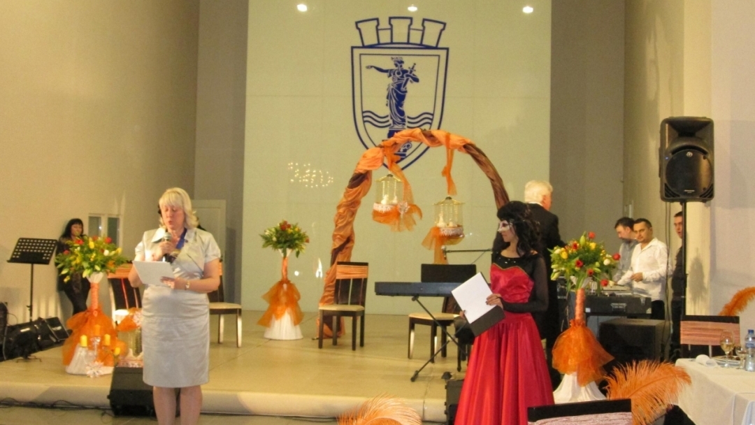 Над 2 700 лева събраха на благотворителен бал за храма „Всех Святих” русенските Лайънс клубове