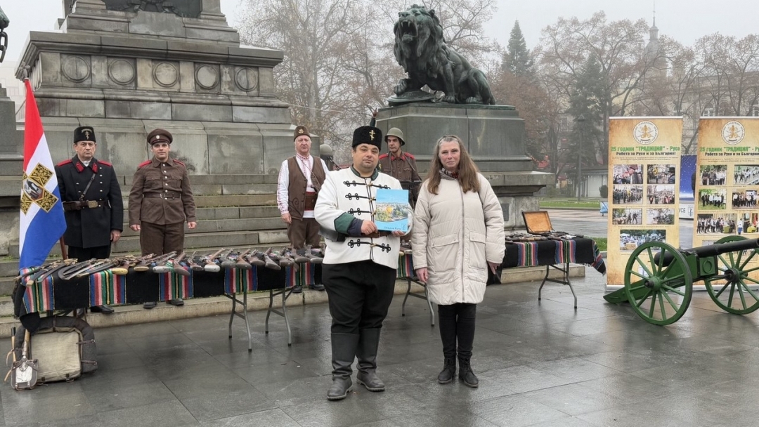 Изложба с редки оръжия на дружество „Традиция" разказва за славната военна история на България