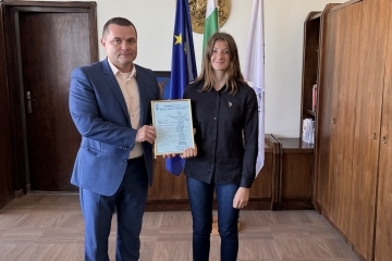 Gabriela Doncheva was awarded by Mayor Pencho Milkov for "Sportsman of the Month"