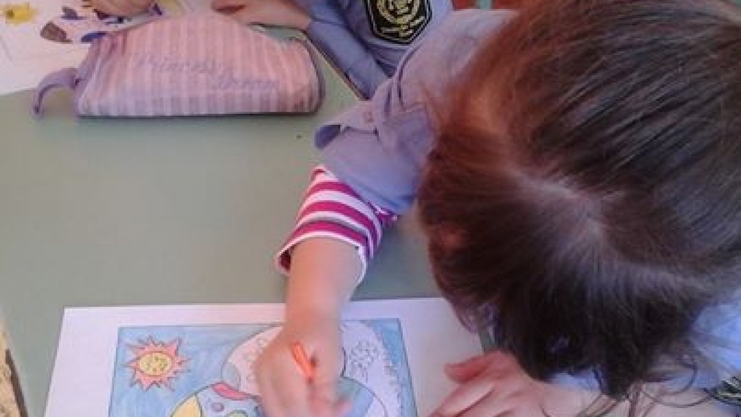 Великденска работилница гостува в русенските училища