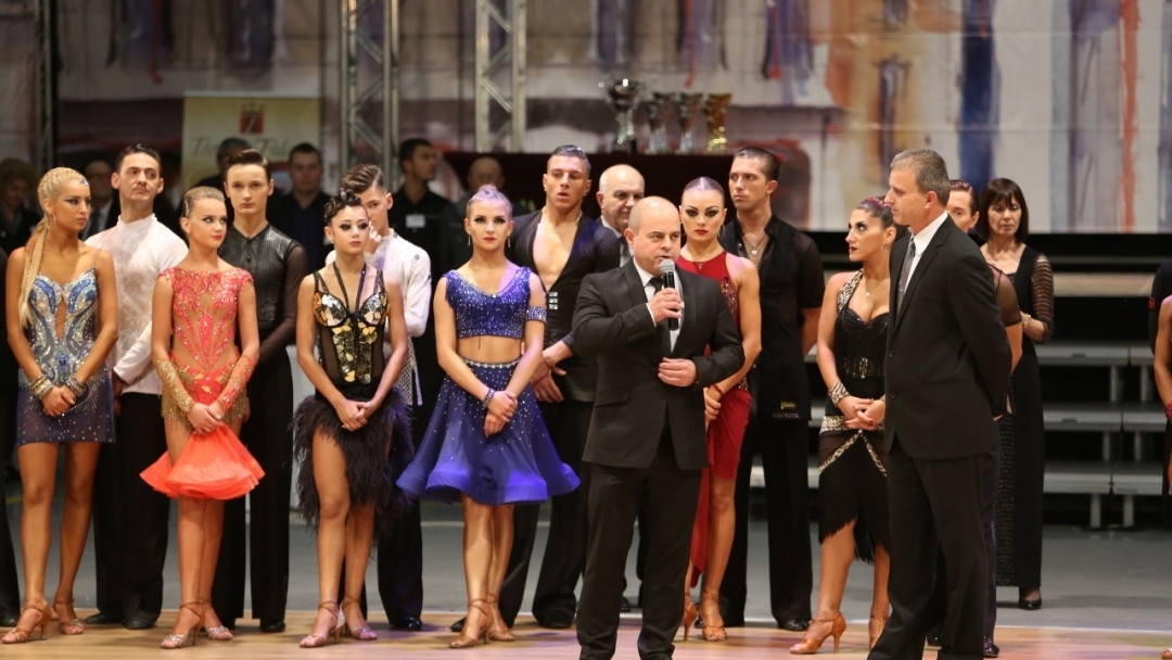 Кметът Пламен Стоилов откри Международен турнир по спортни танци в "Булстрад Арена"