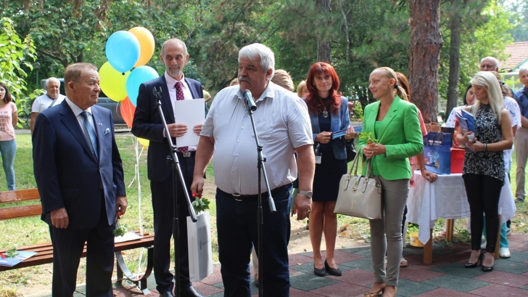 Заместник-кметовете Иван Григоров и Наталия Кръстева присъстваха на откриването на новото отделение по педиатрия в УМБАЛ-Русе