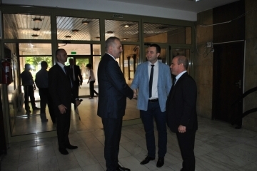 Кметът на Община Русе Пламен Стоилов и Вицепримиерът на Румъния Василе Дънку обсъдиха възможностите за втори мост над река Дунав край Русе