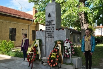 С църковна служба почетоха жертвите от Геноцида над арменския народ