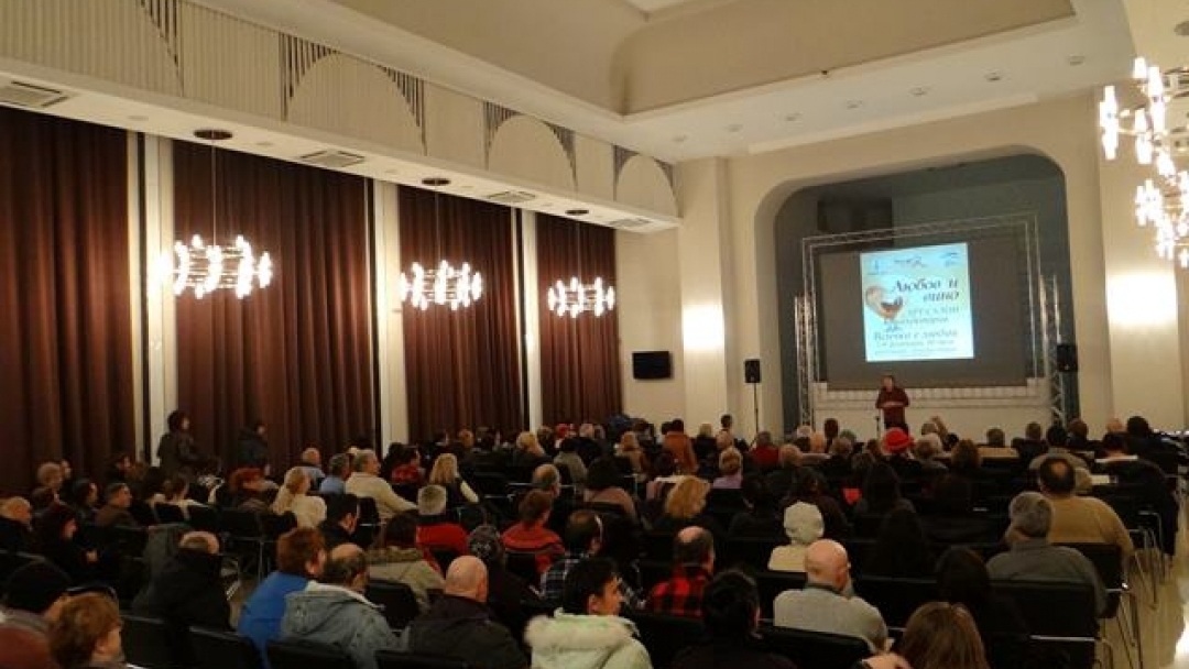 С огромен успех започна кинолекторията  от Арт салон „Любов и вино”