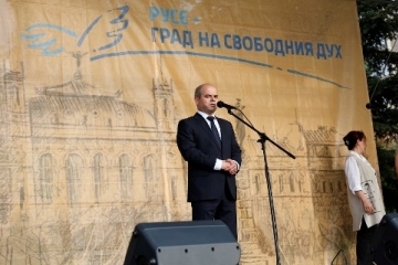 Кметът Пламен Стоилов откри Международен фестивал на пясъчни скулптури Русе 2015