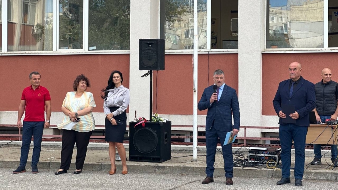 71 нови ученици прекрачиха прага на Спортното училище в Русе 