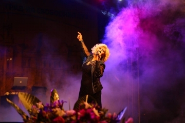 Красива заря и концерт с много звезди на българската музика за празника на Русе