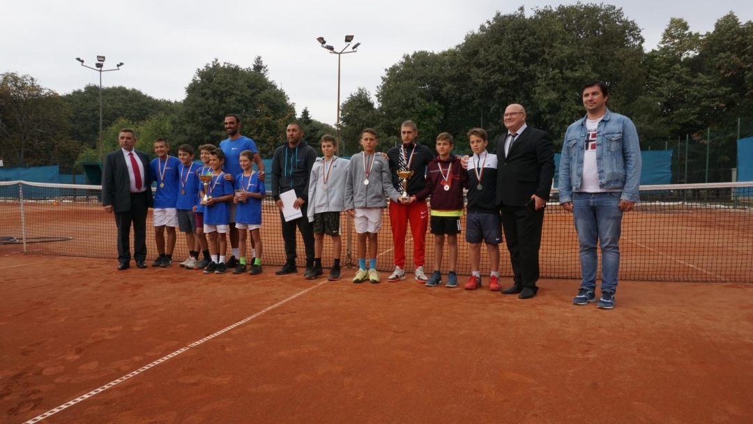 Приключиха държавните отборни първенства по тенис за юноши и девойки