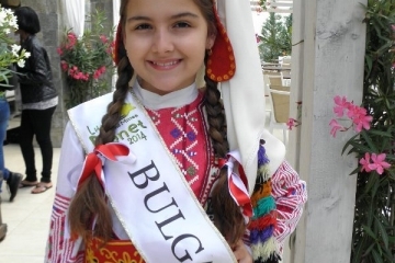 9-годишна русенка стана „Първа принцеса на планената“ на международен конкурс