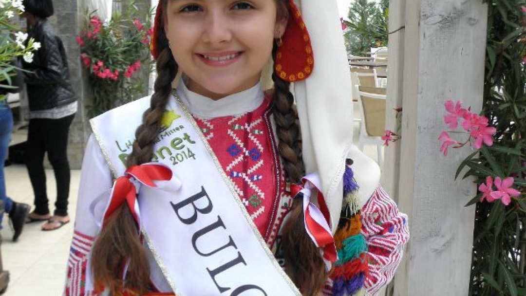 9-годишна русенка стана „Първа принцеса на планената“ на международен конкурс